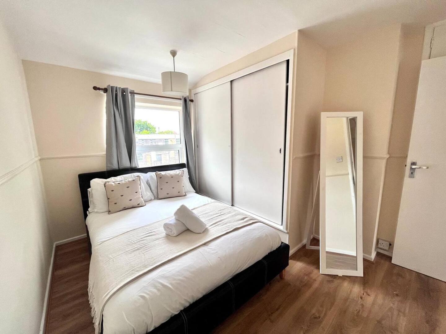 Central 4 Bedroom House With Driveway Newcastle upon Tyne Zewnętrze zdjęcie